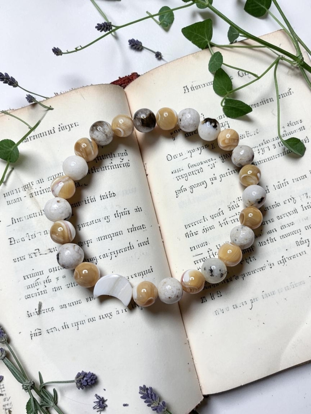 Neutral Beige and White Natural Stone Stretch Bracelet